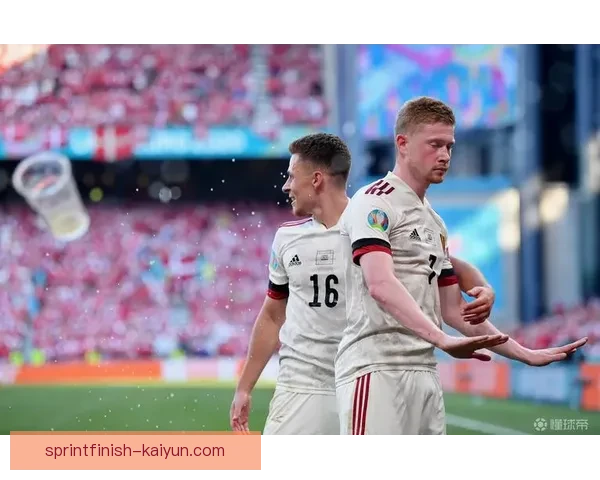 德布劳内远射绝技点燃赛场，状态回暖值得关注他的经典进球瞬间。